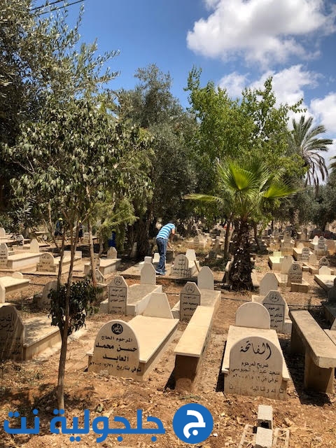 جمعية جلجولية الخيرية تبادر بتنظيف مقبرة جلجولية 